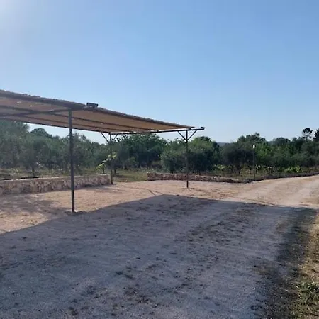 Trulli Santa Maria Odegitria Relais أوستوني