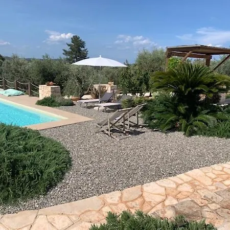 Trulli Santa Maria Odegitria Relais Landhaus