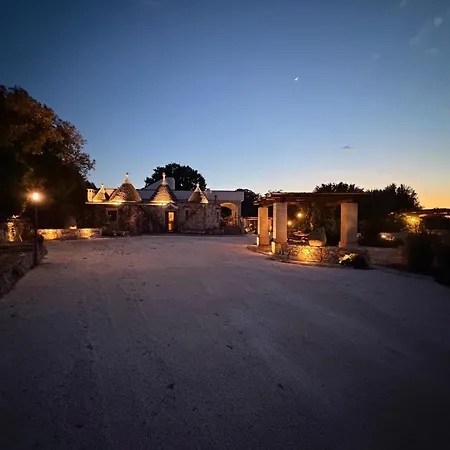 Trulli Santa Maria Odegitria Relais Landhaus