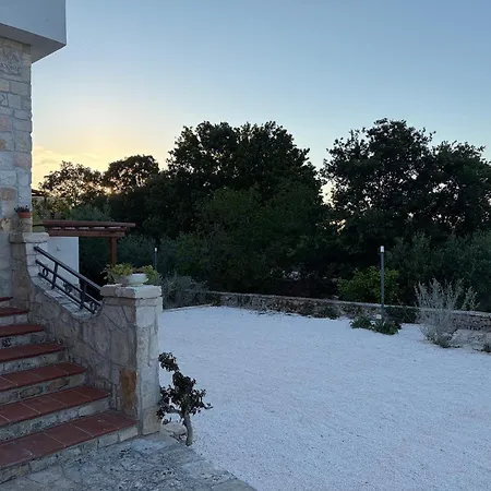 Trulli Santa Maria Odegitria Relais *