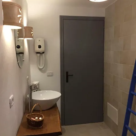 乡村民宿 Trulli Santa Maria Odegitria Relais 奥斯图尼